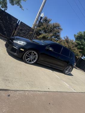 2013 Volkswagen Golf R 4-Door
