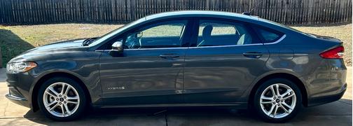 2018 Ford Fusion Hybrid SE
