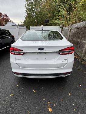 White 2017 Ford Fusion SE