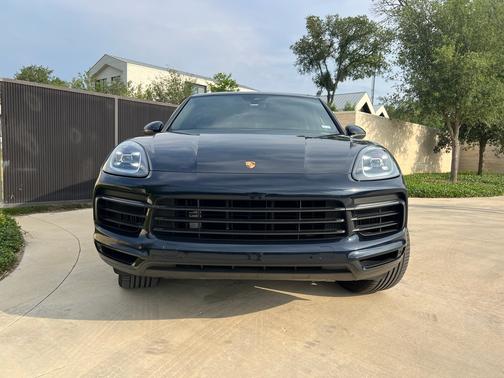 2019 Porsche Cayenne Base