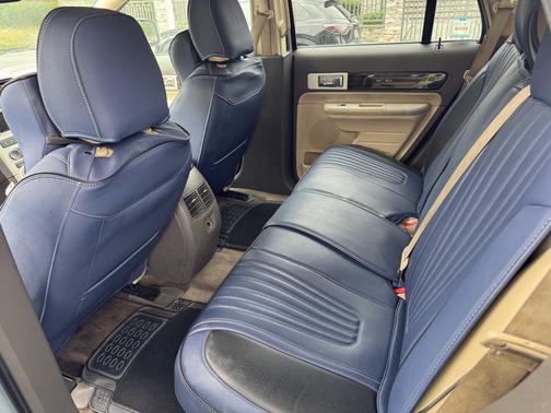 2008 Lincoln MKX Base