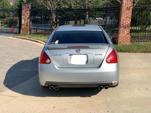 Photo 3 of 5 of 2008 Nissan Maxima SE