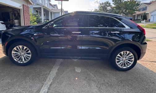 Black 2024 Cadillac XT4 Luxury