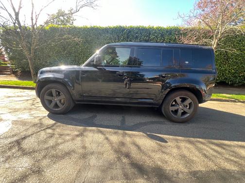 Black 2021 Land Rover Defender X-Dynamic HSE