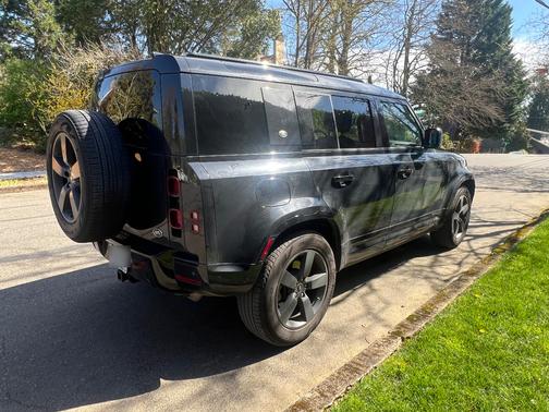 Black 2021 Land Rover Defender X-Dynamic HSE