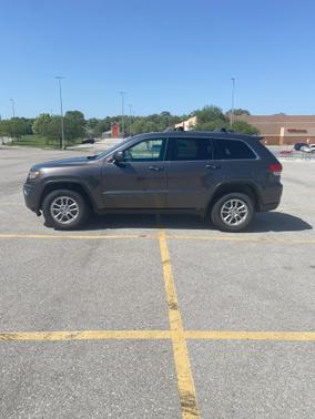 2019 Jeep Grand Cherokee Laredo E