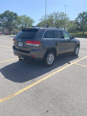 2019 Jeep Grand Cherokee Laredo E