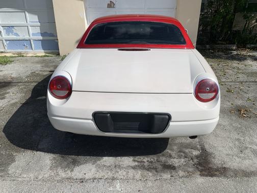 2002 Ford Thunderbird Deluxe
