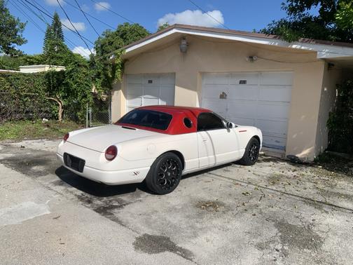2002 Ford Thunderbird Deluxe