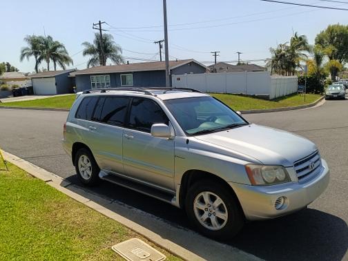 Beige 2002 Toyota Highlander Limited