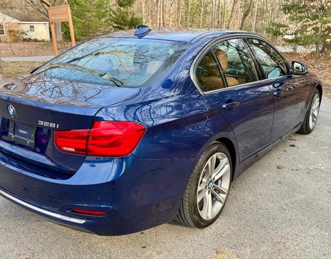 2016 BMW 328 i xDrive