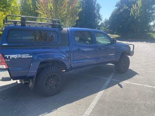 Blue 2014 Toyota Tacoma Base