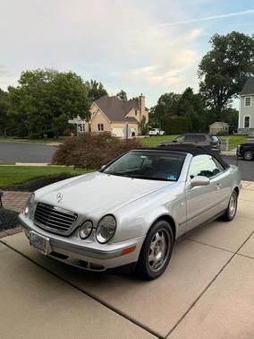 Silver 1999 Mercedes-Benz CLK-Class 320 Cabriolet