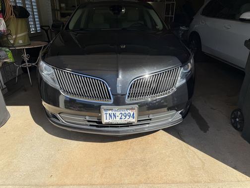 2014 Lincoln MKS Base