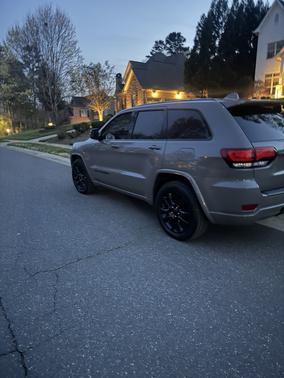 2021 Jeep Grand Cherokee Laredo X