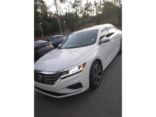 2022 Volkswagen Passat 2.0T SE