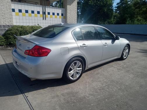 Silver 2012 INFINITI G37 Journey