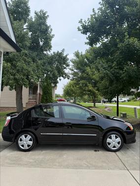 Black 2012 Nissan Sentra 2.0 S