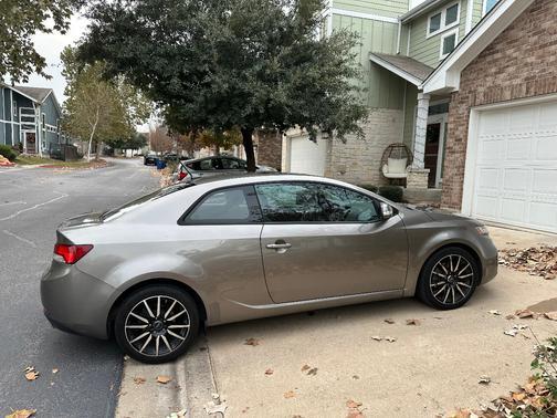 2010 Kia Forte Koup SX