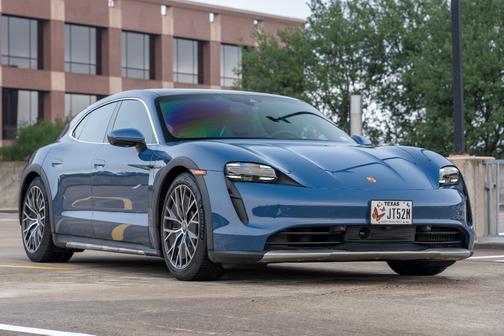 Blue 2022 Porsche Taycan Taycan 4S Cross Turismo