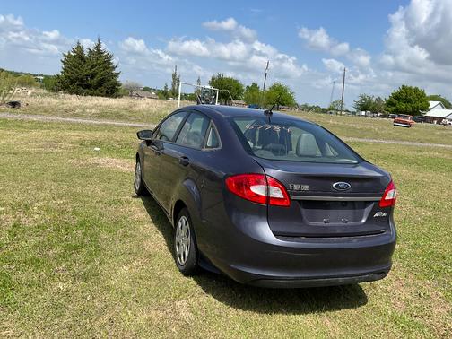 2013 Ford Fiesta S