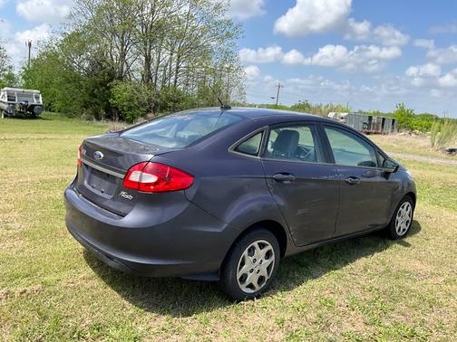 2013 Ford Fiesta S