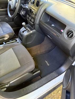 White 2016 Jeep Patriot Sport
