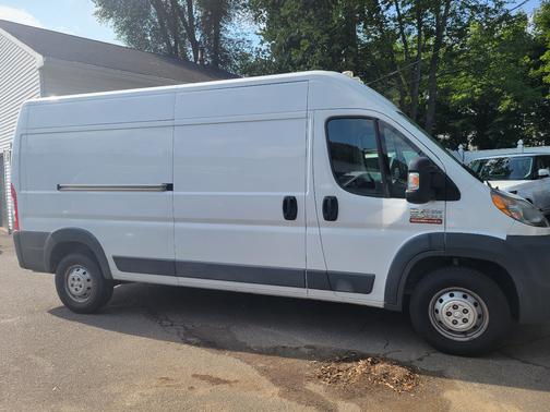 White 2017 RAM ProMaster 2500 High Roof