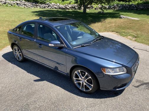 Photo 2 of 16 of 2008 Volvo S40 2.4i