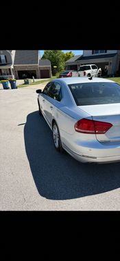 Silver 2014 Volkswagen Passat 2.0L TDI SEL Premium