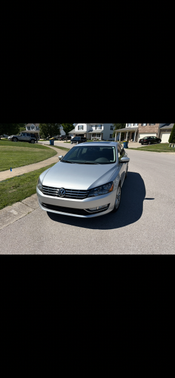 Silver 2014 Volkswagen Passat 2.0L TDI SEL Premium