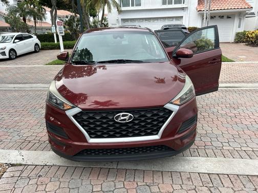 2019 Hyundai TUCSON SE