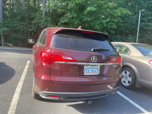 Photo 4 of 8 of 2013 Acura RDX Technology