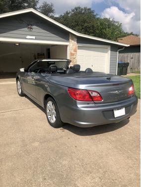 Photo 2 of 25 of 2010 Chrysler Sebring Touring