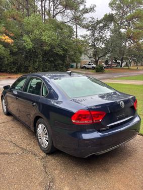 2015 Volkswagen Passat 1.8T Auto S