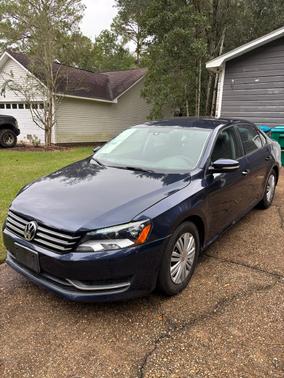 2015 Volkswagen Passat 1.8T Auto S