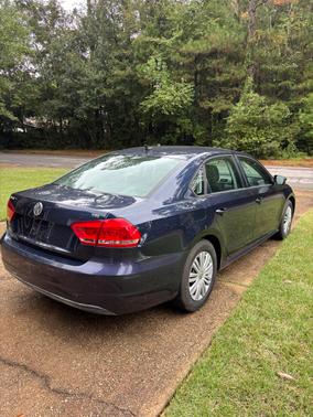 2015 Volkswagen Passat 1.8T Auto S