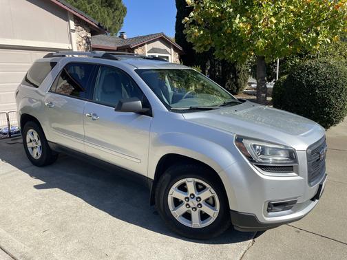2015 GMC Acadia SLE-2