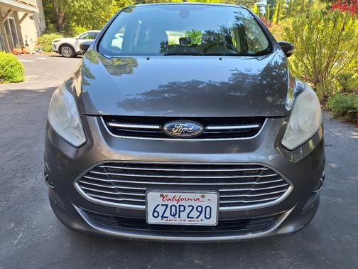 Gray 2013 Ford C-Max Hybrid SEL