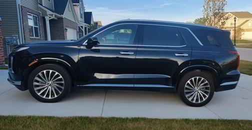 Green 2023 Hyundai PALISADE Calligraphy