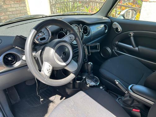 2006 MINI Cooper Base