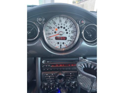 2006 MINI Cooper Base