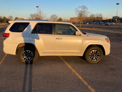 White 2013 Toyota 4Runner SR5