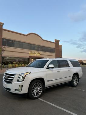 White 2016 Cadillac Escalade ESV Premium
