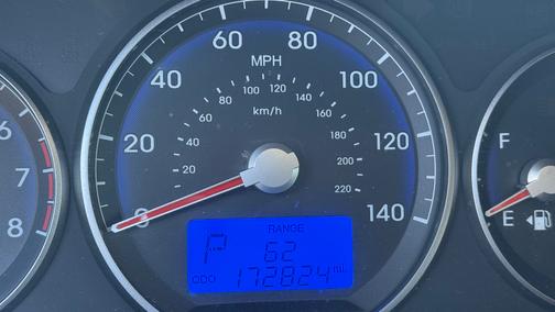 2011 Hyundai SANTA FE GLS