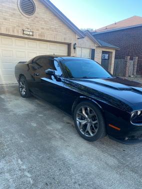 2017 Dodge Challenger SXT