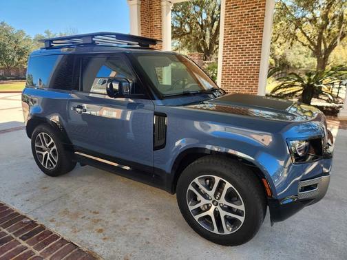 2022 Land Rover Defender X-Dynamic HSE