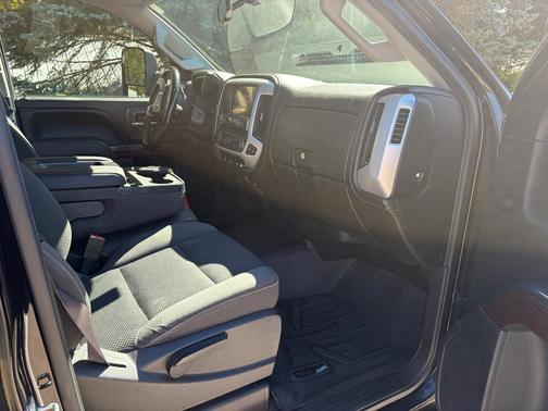 Black 2015 GMC Sierra 2500 SLE