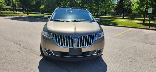 Brown 2012 Lincoln MKX Base
