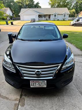 Black 2015 Nissan Sentra SV